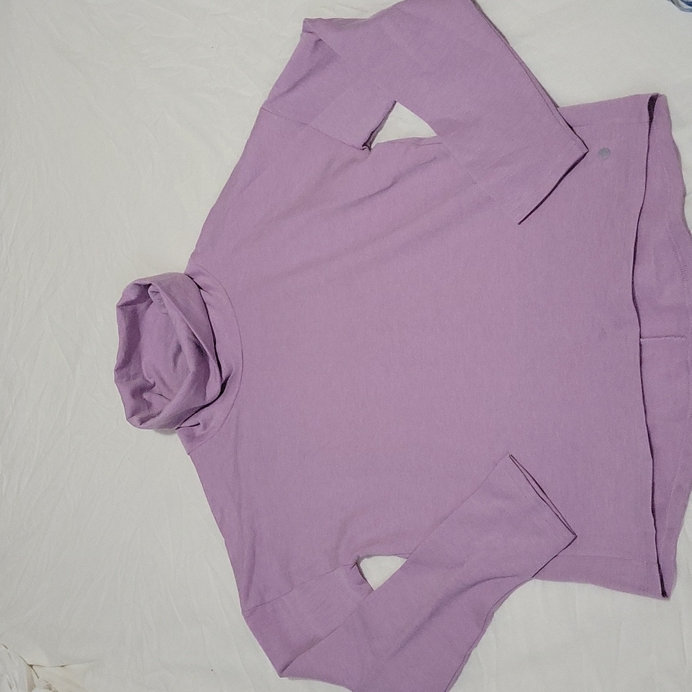 Apana sweatshirt sz small